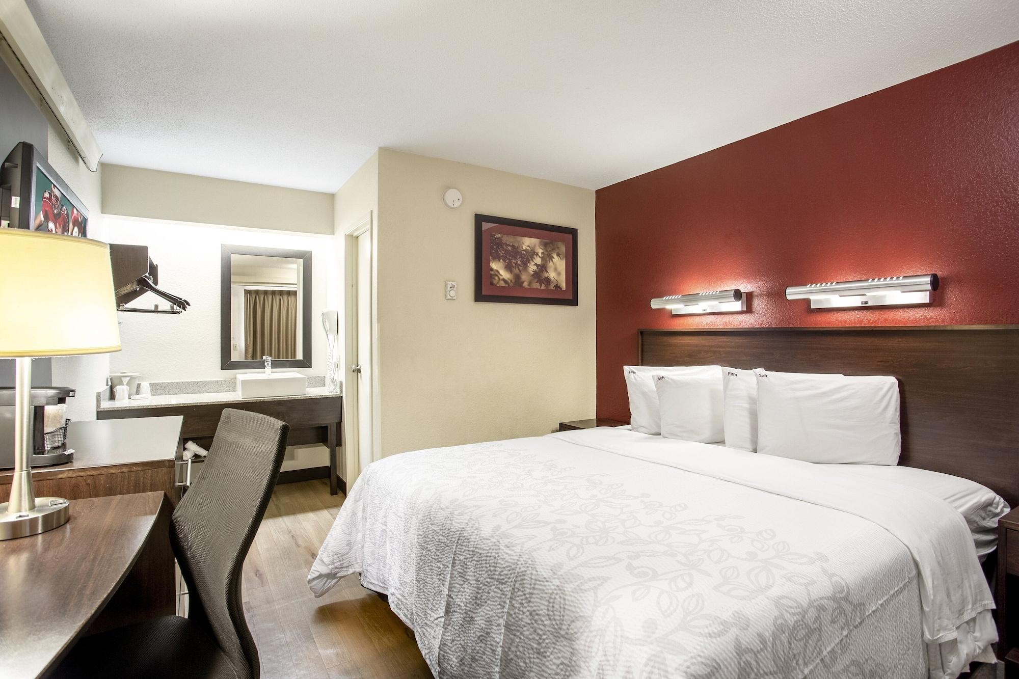 Red Roof Inn Plus+ Wilmington - Newark Christiana Eksteriør bilde