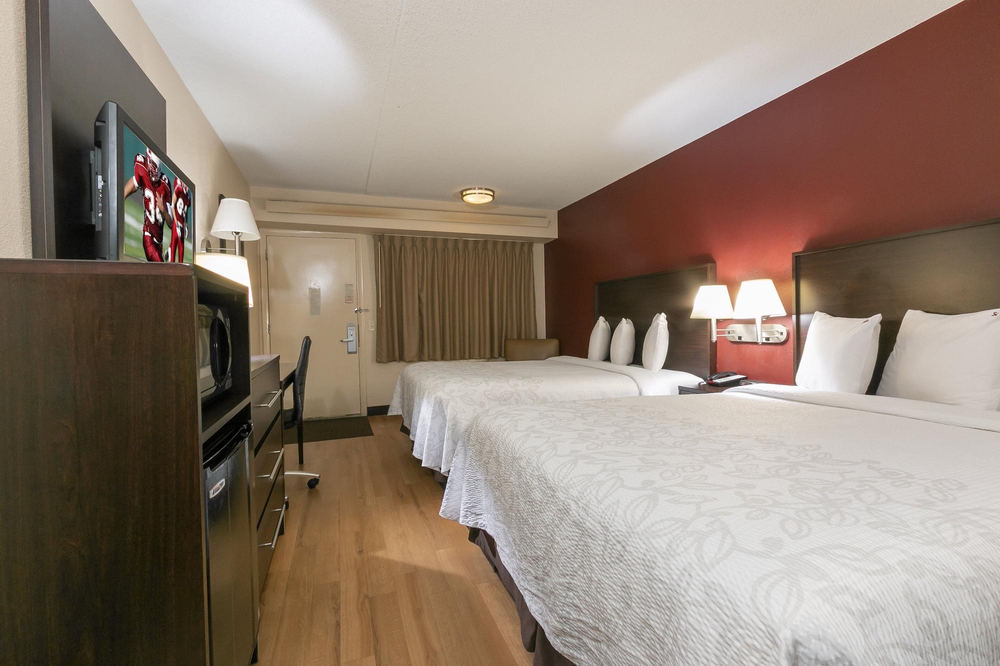 Red Roof Inn Plus+ Wilmington - Newark Christiana Eksteriør bilde