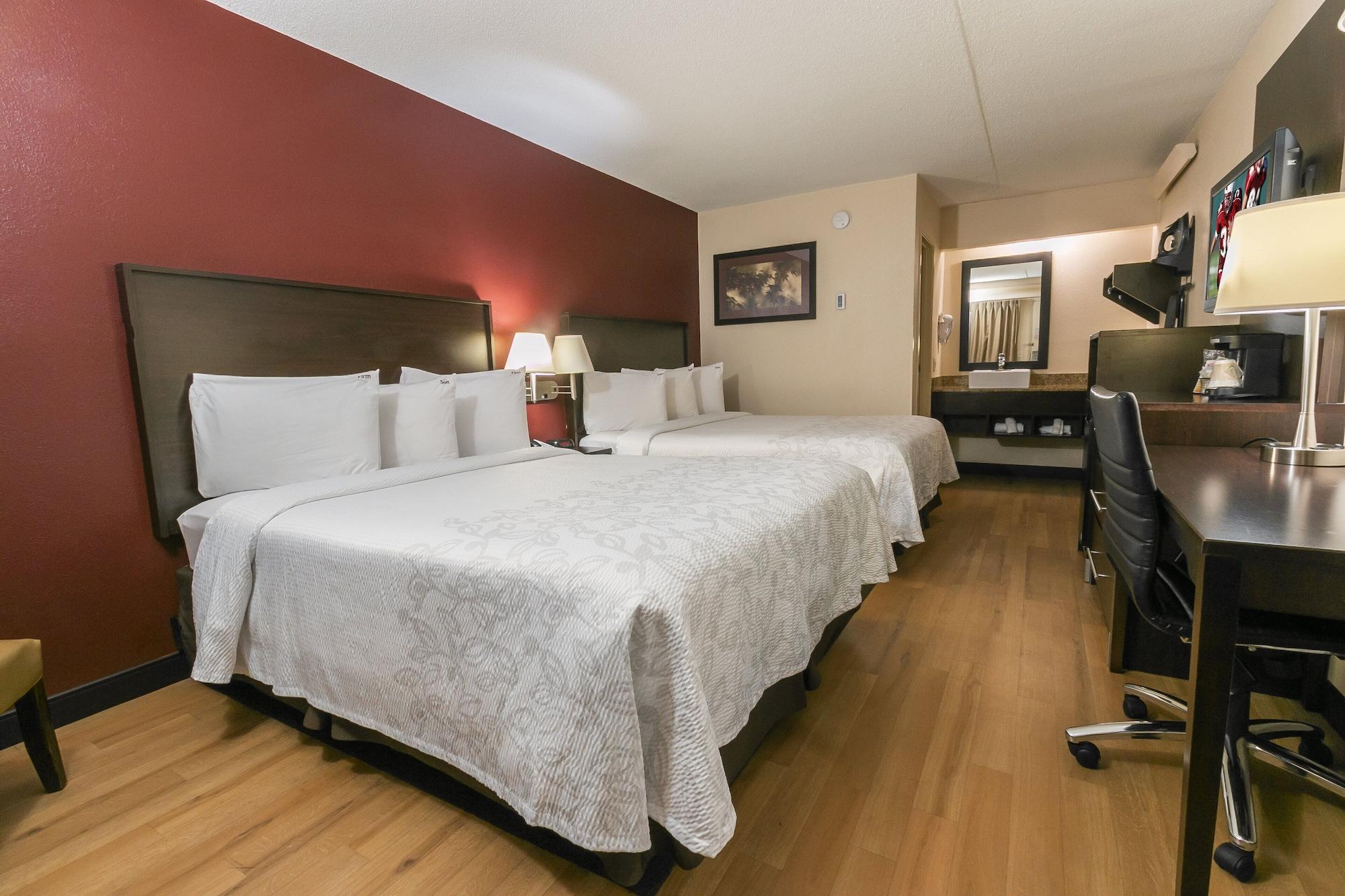 Red Roof Inn Plus+ Wilmington - Newark Christiana Eksteriør bilde
