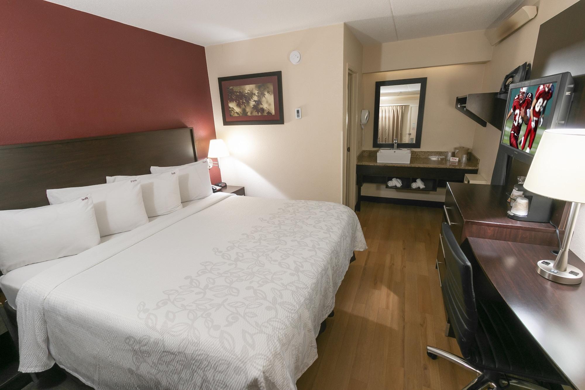 Red Roof Inn Plus+ Wilmington - Newark Christiana Eksteriør bilde