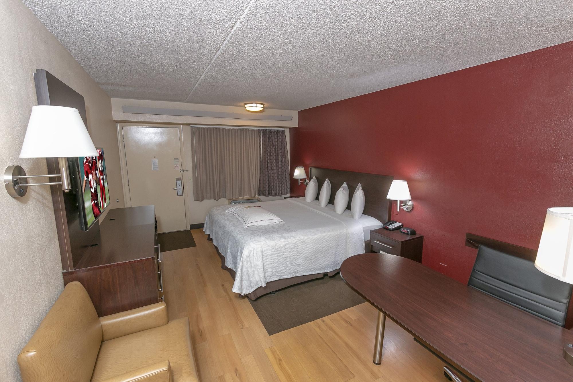 Red Roof Inn Plus+ Wilmington - Newark Christiana Eksteriør bilde