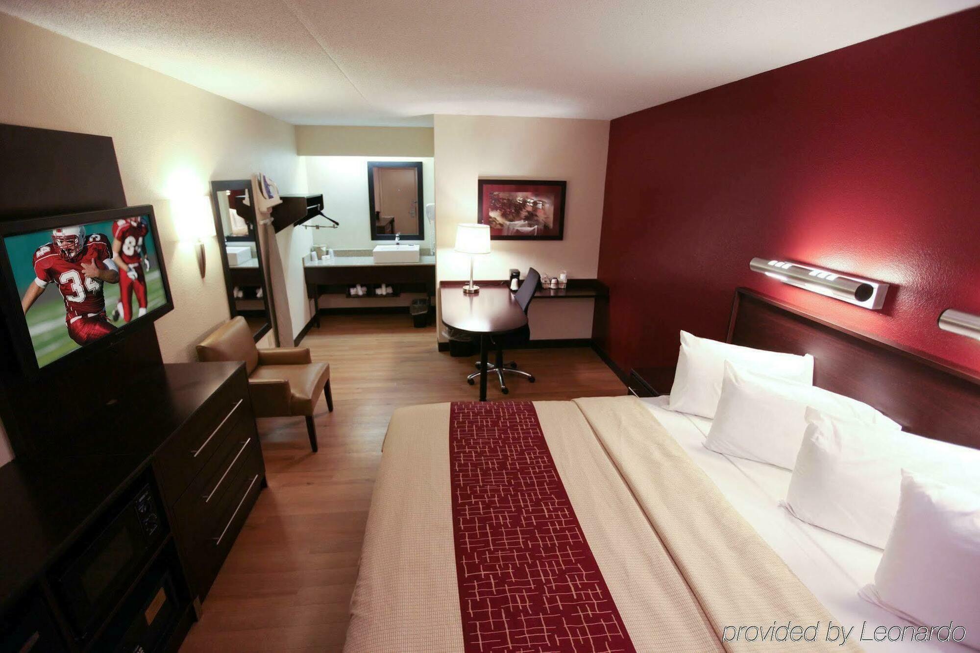 Red Roof Inn Plus+ Wilmington - Newark Christiana Eksteriør bilde