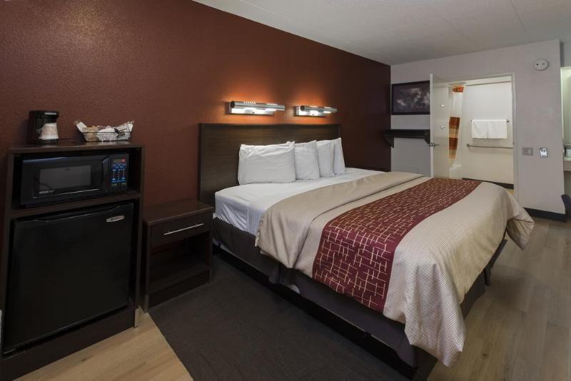 Red Roof Inn Plus+ Wilmington - Newark Christiana Eksteriør bilde